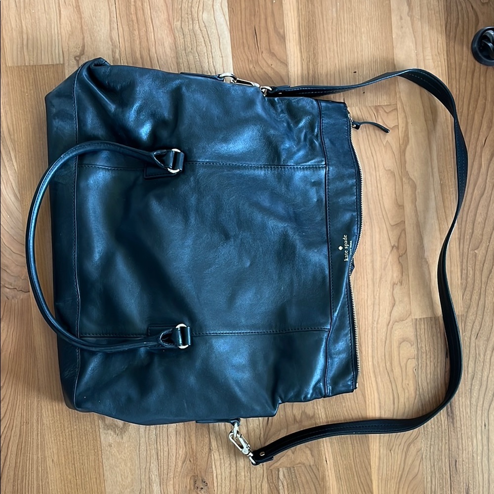 Chic Black Leather Tote Bag